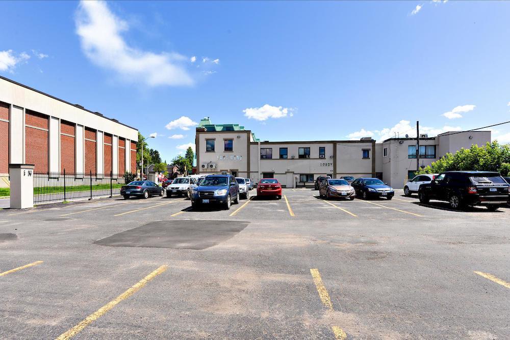 Ottawa Inn Hotel Luaran gambar